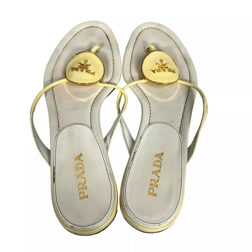 Prada Cream Enamel Logo Plaque Leather Flip Flop Sandals Size EU 40 Womens - Picture 5 of 16